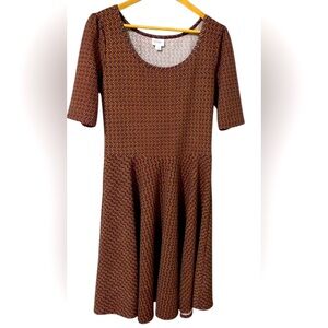 NWT Stretchy A-Line Tiny Heart Honeycomb Design Short Sleeve MIDI dress